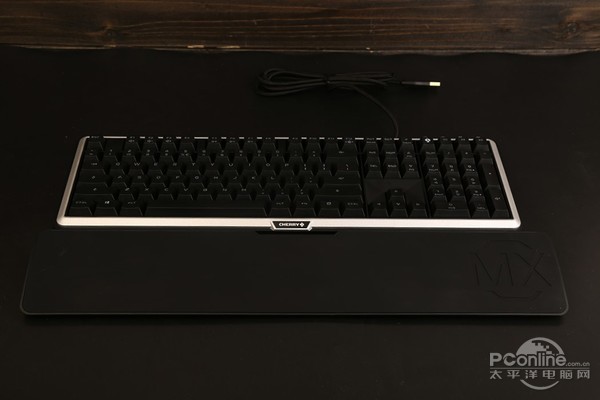 CHERRY MX BOARD 5.0机械键盘