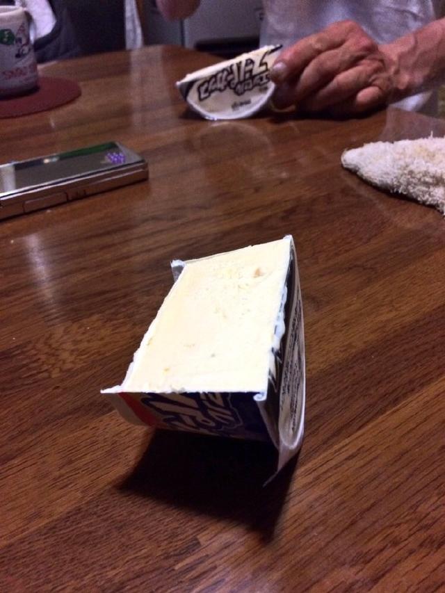 男子夹娃娃成瘾,背着老婆贷款7万,偷娃娃机里