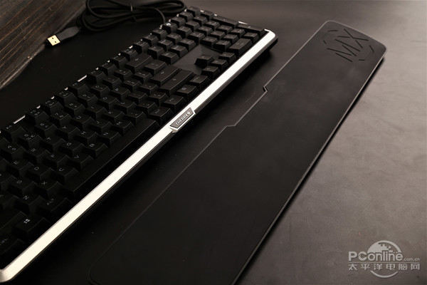 CHERRY MX BOARD 5.0机械键盘