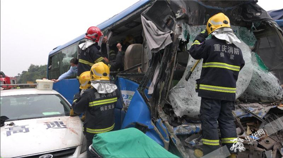 G93成渝环线高速重庆铜梁段发生交通事故 15