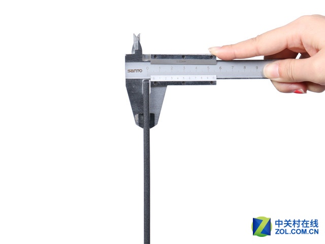 薄如蝉翼好色出彩 飞利浦摩翼液晶评测 