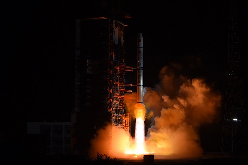 中国成功发射三颗侦察卫星 美媒猜或可跟踪美国海军部署