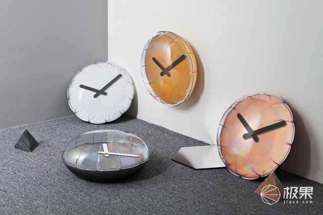 设计师打造气球挂钟,简约造型充满童趣! 设计师打造气球挂钟,简约造型充满童趣!