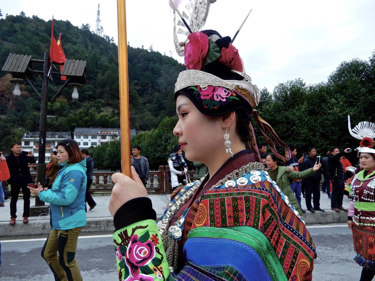 日本人说"苗族人是他们祖先 看了这些照片觉得像吗