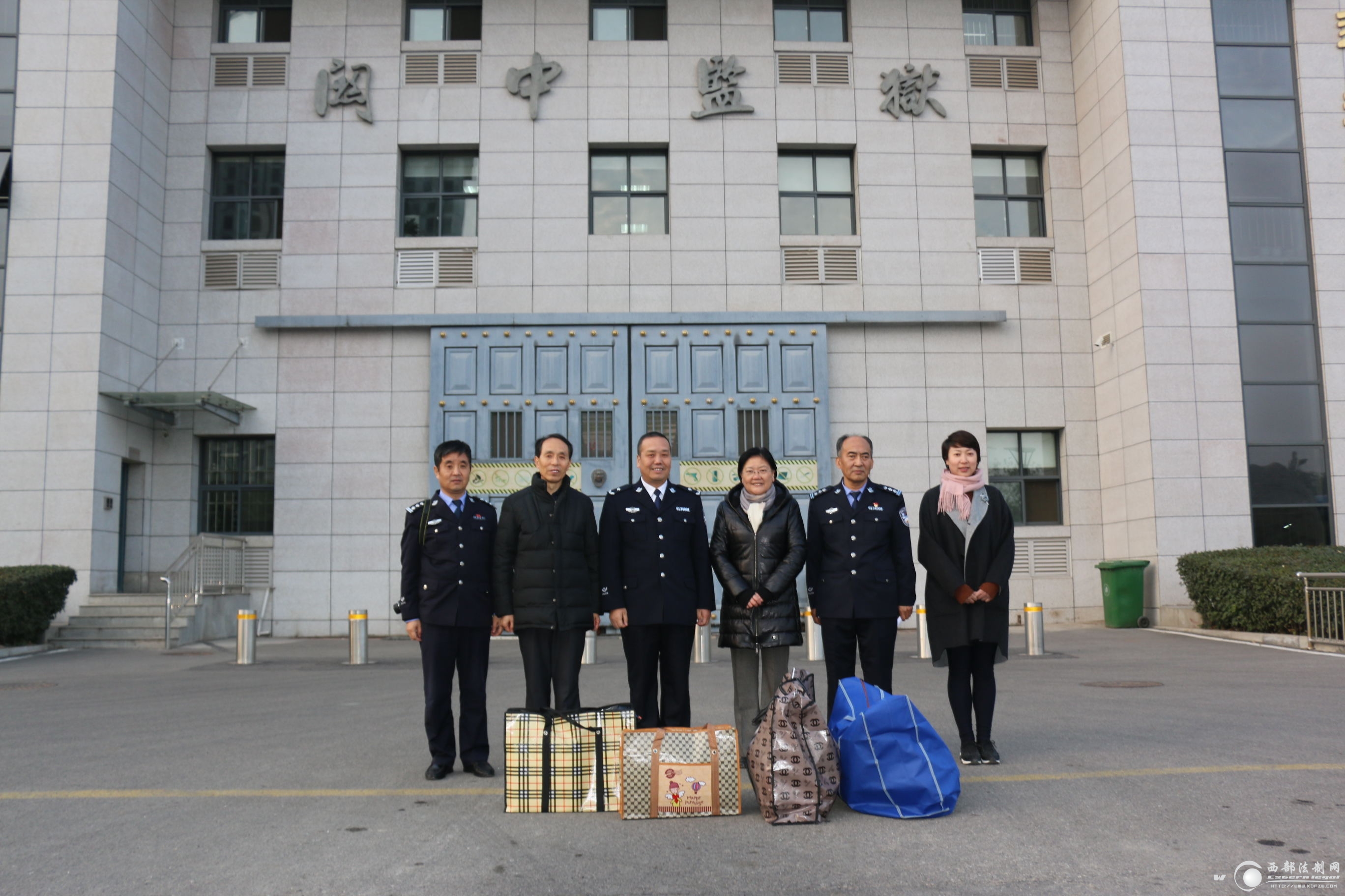 中科协副主席郑晓静院士一行赴陕西省黄陵监狱开展警示教育活动
