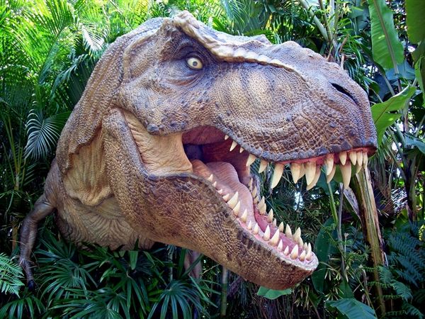 《侏罗纪世界2》先导预告：火山大爆发 恐龙倾巢而出