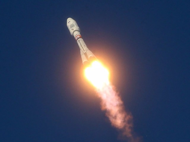 俄罗斯火箭发射失败 19颗卫星化为灰烬