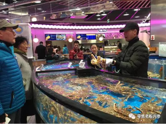 盒马F2首次揭开面纱亮相上海，17张图揭秘这家可以吃海鲜的“伪便利店”