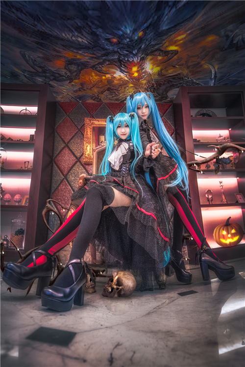 《vsinger》吸血鬼mikucosplay