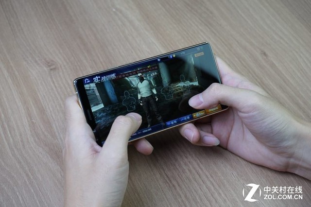 谁才是吃鸡小能手 3款当红旗舰点火开炖