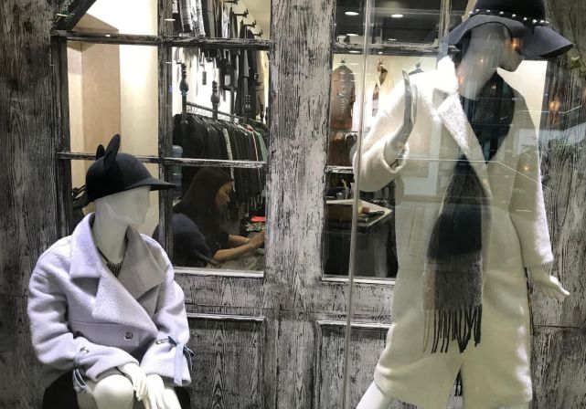 消失中的服装批发市场，一个时代已远去