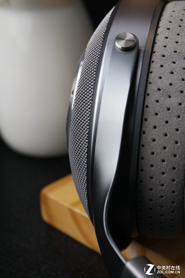 法兰西万元级耳机新贵 Focal Clear评测