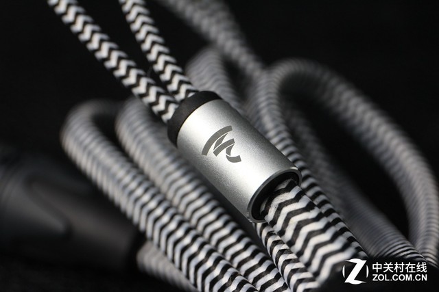 法兰西万元级耳机新贵 Focal Clear评测