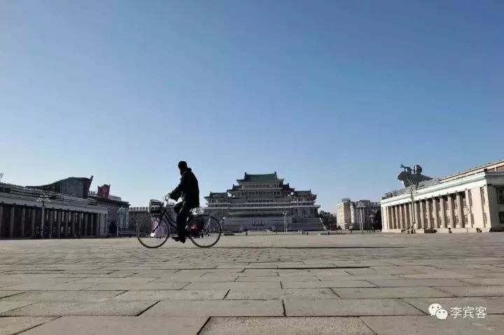 旅居朝鲜的中国商人:最热销的是黑塑料袋,送礼用