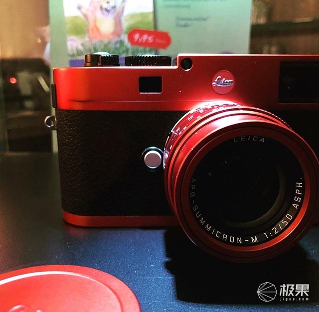 徕卡发布红色限量版M262相机,颜值惊艳! 徕卡发布红色限量版M262相机,颜值惊艳!
