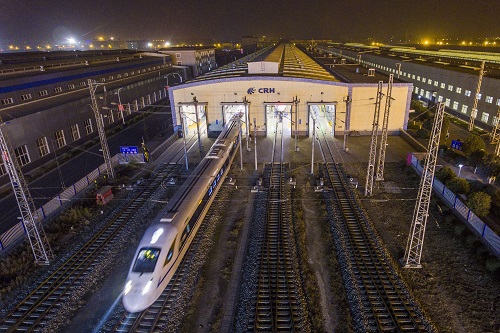 印媒称中国高铁网总长世界第一：印度才开建第一条高铁