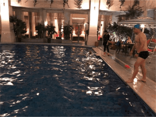 佳明（Garmin）vívoactive3户外运动腕表