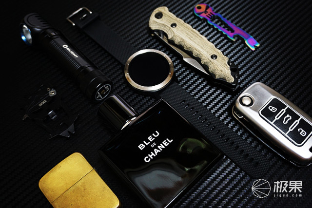 佳明（Garmin）vívoactive3户外运动腕表