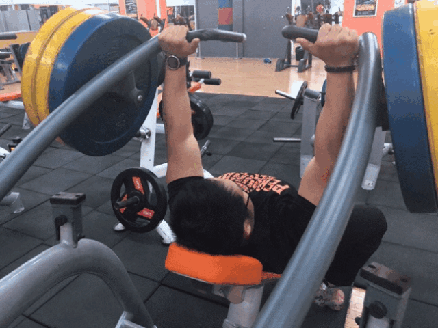 佳明（Garmin）vívoactive3户外运动腕表