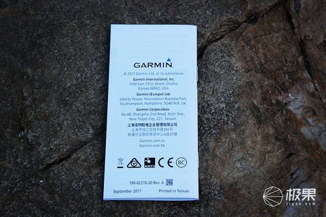 佳明（Garmin）vívoactive3户外运动腕表