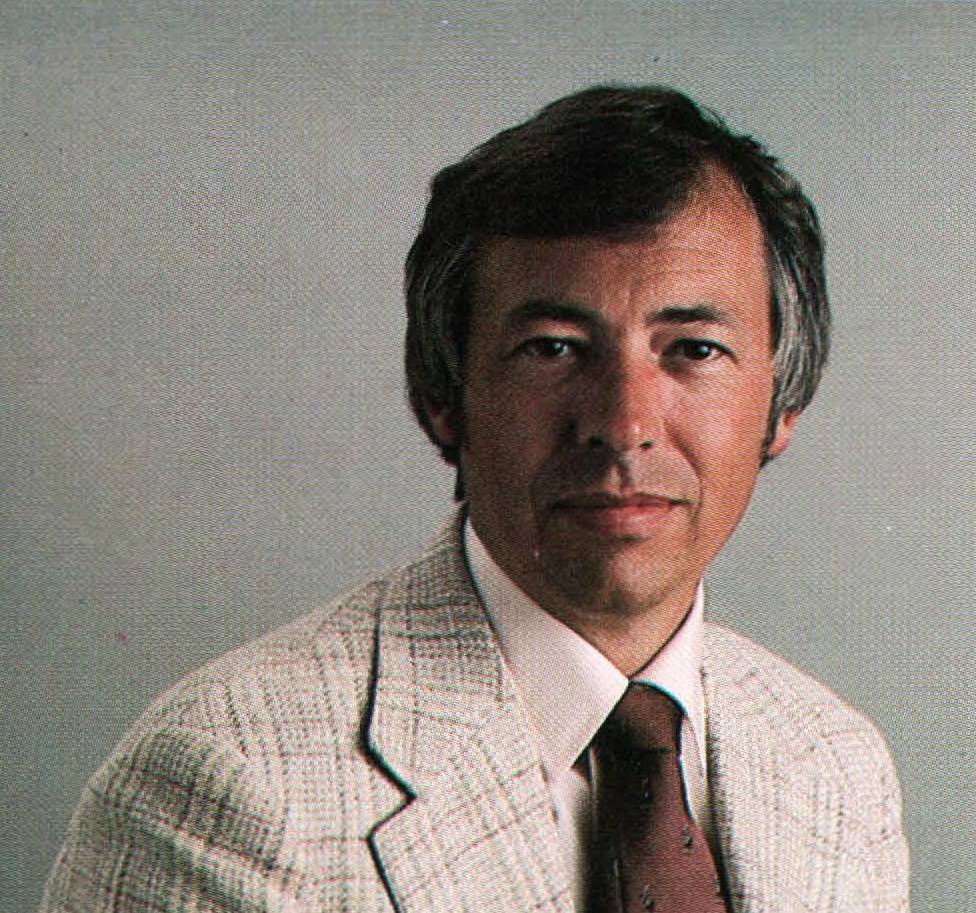 他竟然只用25万美元换来苹果1/3的股票_手机凤凰网