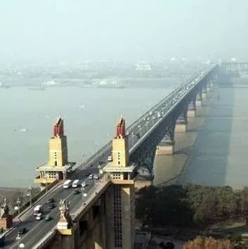 长江上的85座超美大桥，看到最后竟感动得想哭…