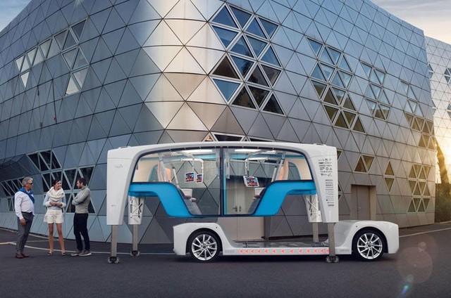 CES上亮相 瑞士分体无人车展示未来出行 