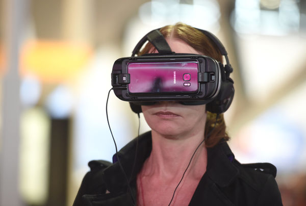 三星Gear VR与美彩妆品牌NYX合作美国教程