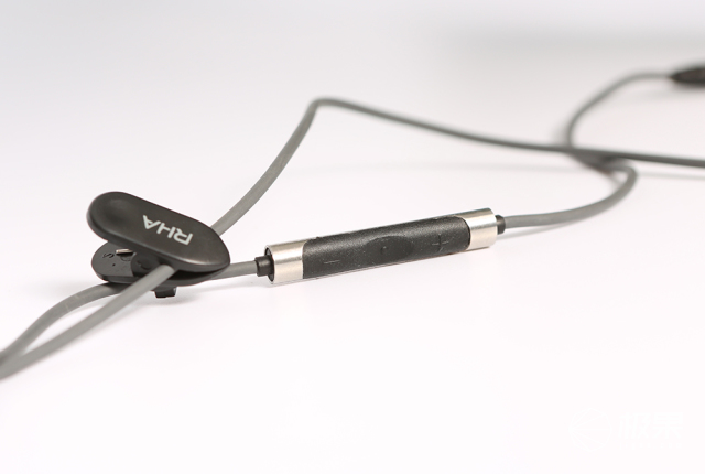 RHAMA750Wireless入耳式蓝牙耳机