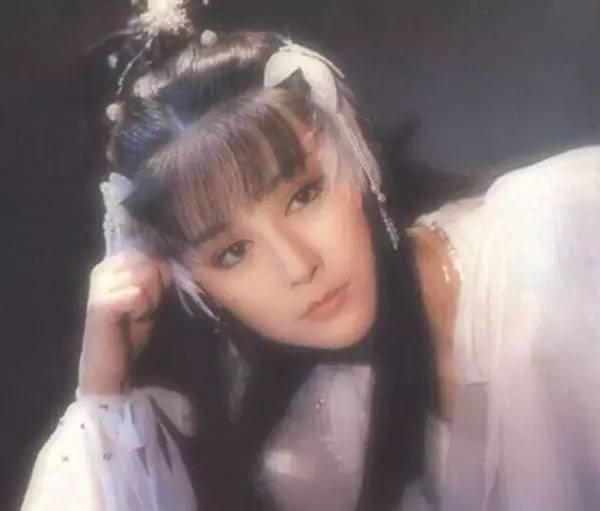 金庸《神雕侠侣》历届版本小龙女颜值演技比拼,最后是谁胜出?