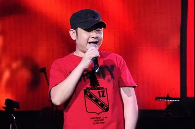 刀郎在2008年演唱《北京欢迎你》
