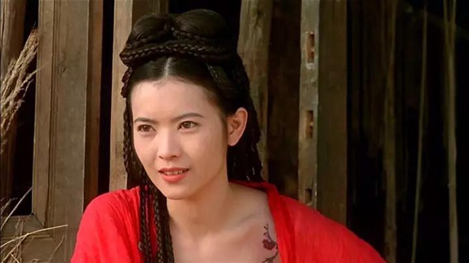 蓝洁瑛 当年一枚美颜绝顶的"星女郎".