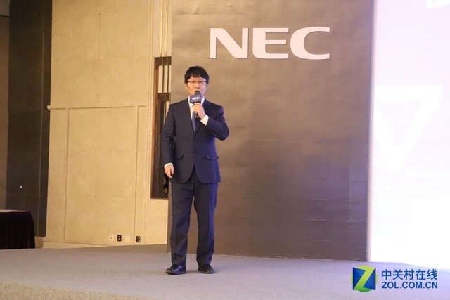 打造智能终端 NEC发布工程液晶显示器 