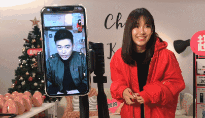 一周网红趣闻 | 张子萱靠陈赫一天赚2亿,韩安冉鼻子恢复后成韩剧女主