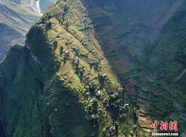 四川凉山 悬崖村 建成无人机流动诊所