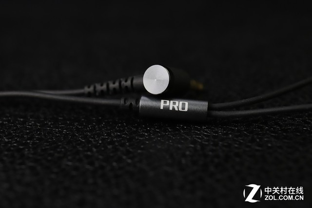 不到千元就能拥有它 飞傲F9 PRO耳塞评测 