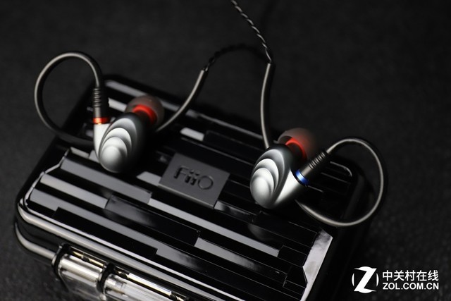 不到千元就能拥有它 飞傲F9 PRO耳塞评测 