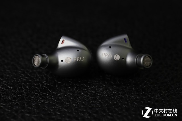 不到千元就能拥有它 飞傲F9 PRO耳塞评测 