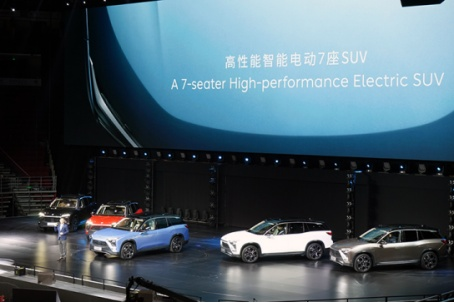 蔚来汽车大七座高性能纯电动SUV ES8上市 售价44.8万元