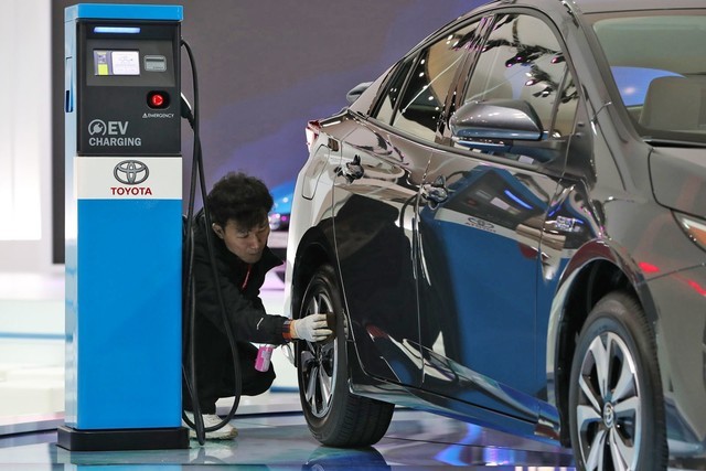 松下将与丰田合作研发新型电动车电池