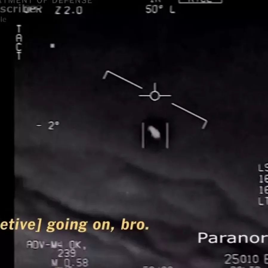 UFO难道是真的？美海军飞行员追踪不明飞行物被戏耍