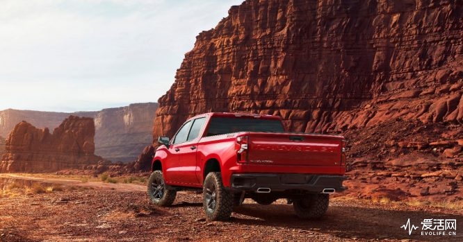 The all-new 2019 Chevrolet Silverado was introduced at an event celebrating the first 100 years of Chevy Trucks on Saturday, December 16 in Dallas, Texas. The 2019 Silverado 1500 is all new from the ground up and leverages Chevrolet’s experience building more than 85 million dependable, long-lasting pickups.