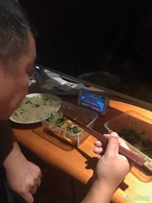 文章配图