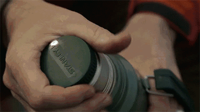 这只总能在电影里见到的“绿暖瓶”，究竟是什么来头？
