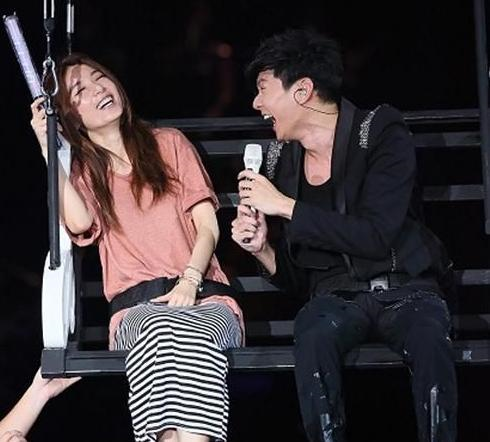 只对你有感觉--林俊杰居然喜欢Hebe十年有余