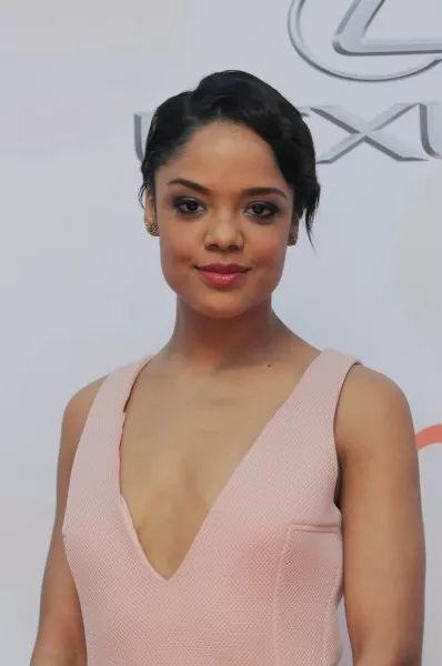 滴!漫威老司机开车,62位漫威女演员排名!寡姐仅