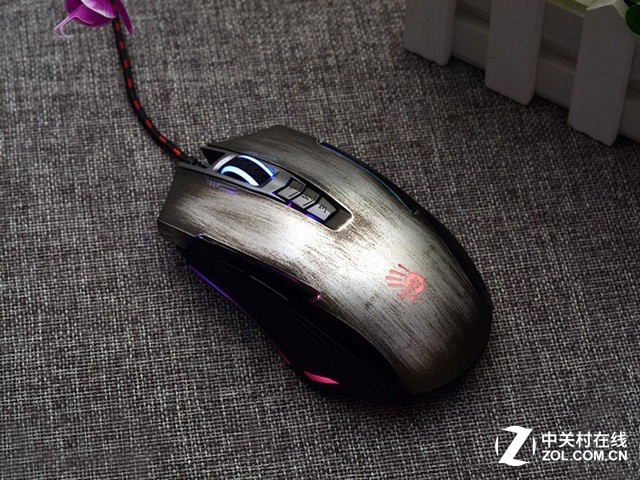 流光溢彩 七款炫酷的电竞鼠标推荐  