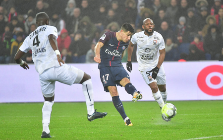 GIF:内马尔直塞助攻,尤里劲射锦上添花