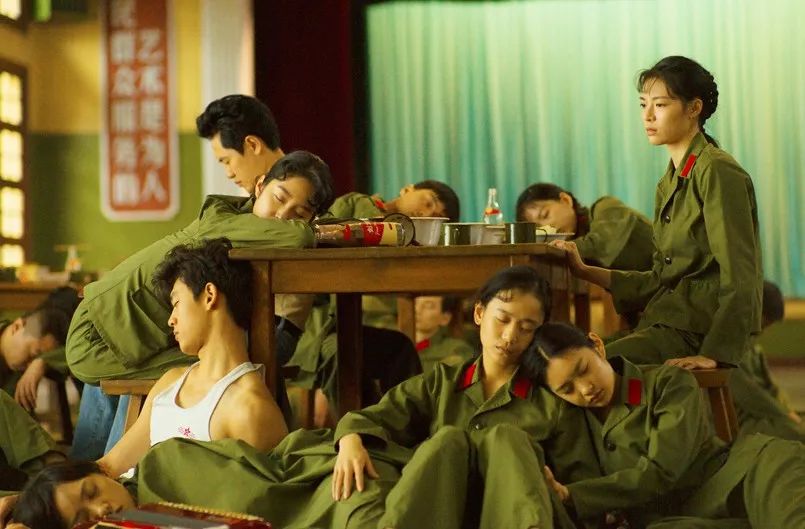芳华:青春本身能抵消多少罪孽?