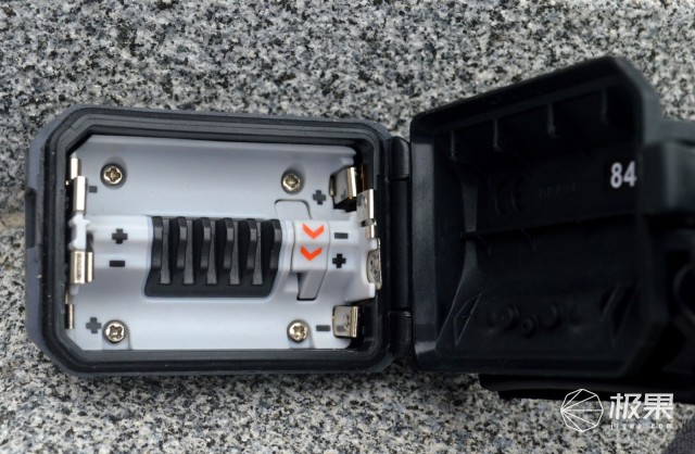 攀索（PETZL）ACTIKE99户外运动头灯